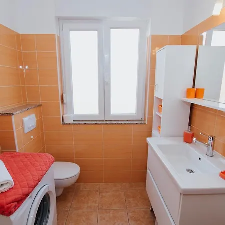 Apartman Bugenvila
