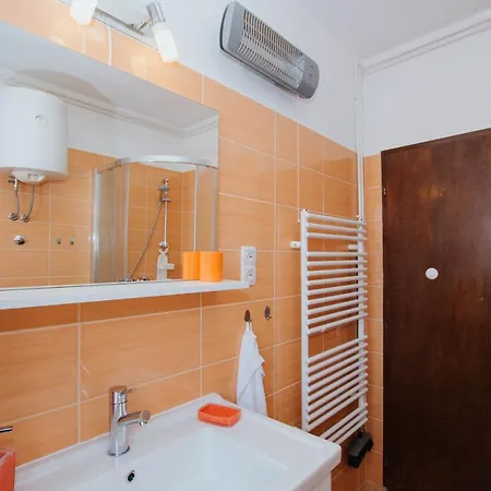 Bugenvila Apartman *